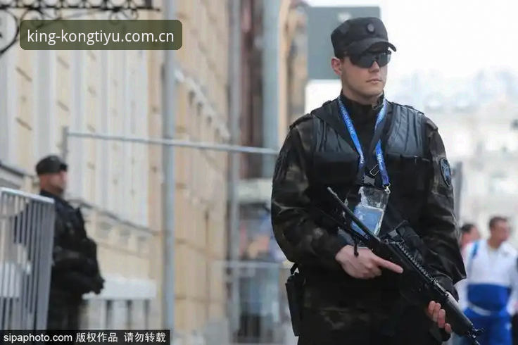 悟空体育2025版 世界杯安保资讯追更指南:从英警赴美看赛事信息获取技巧
